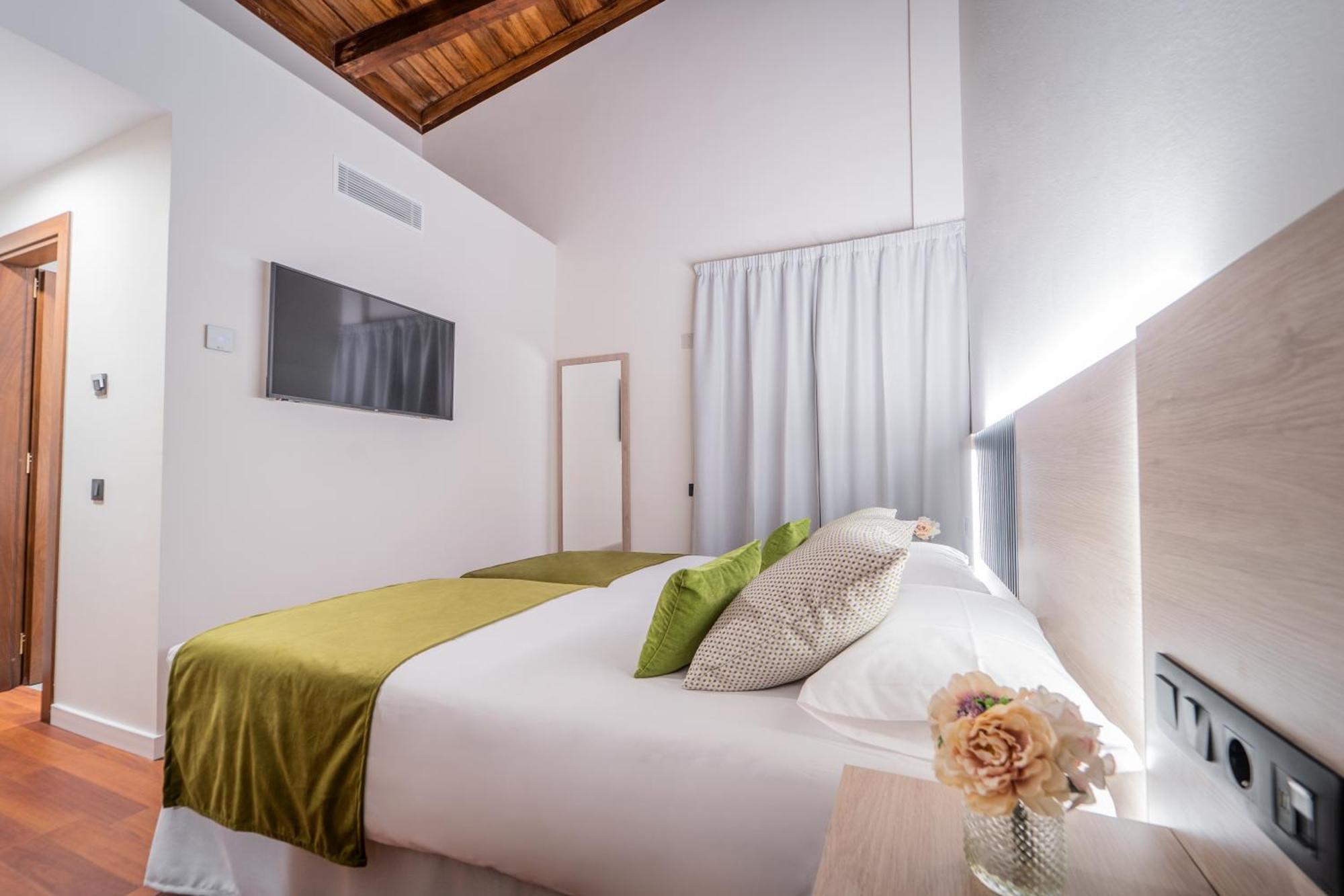 Sahera Boutique Hotel *